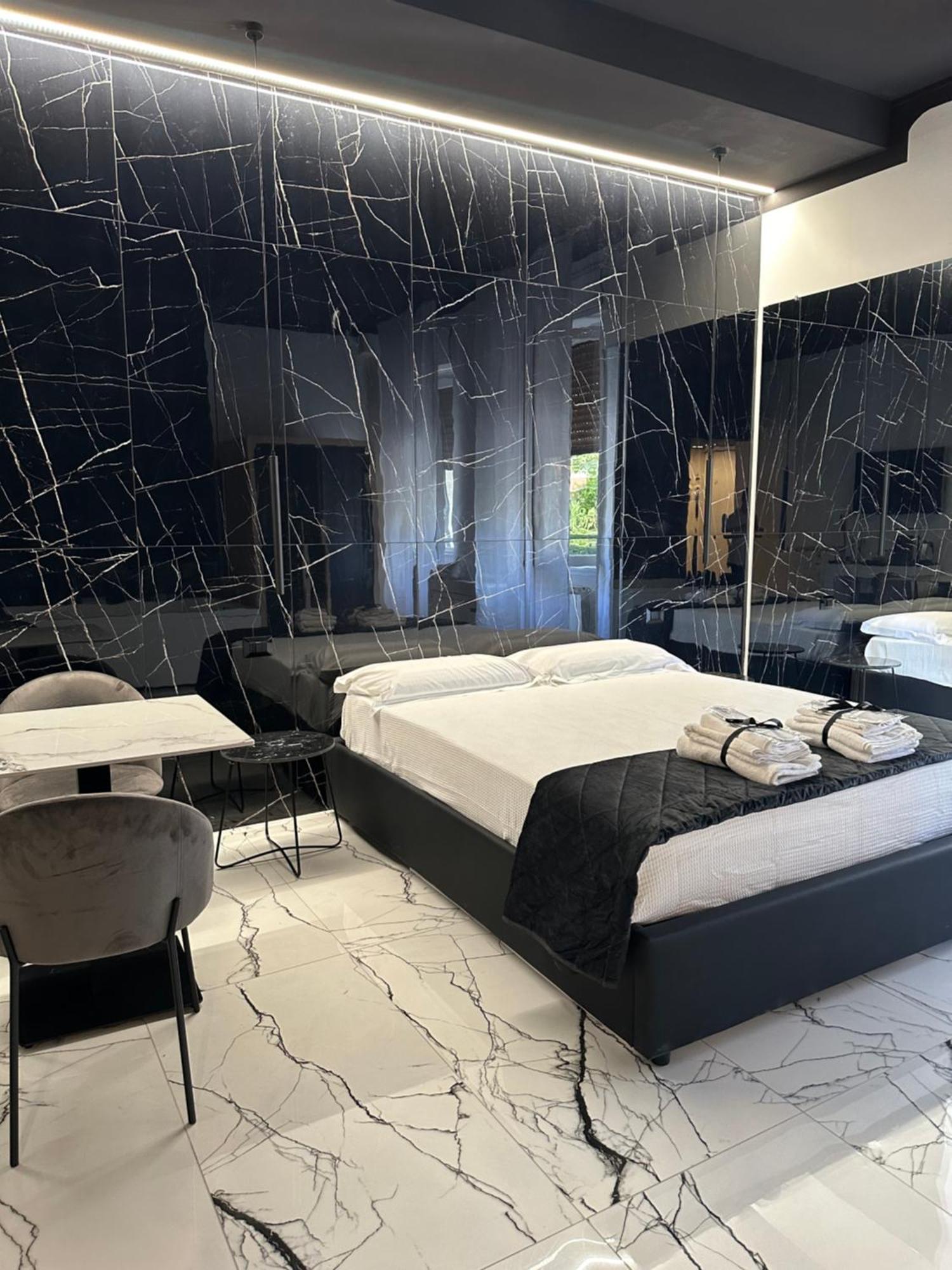 Milan Hub Private Spa Exterior photo